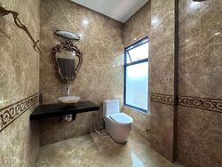 East Coast Hill (D16), Semi-Detached #549298751